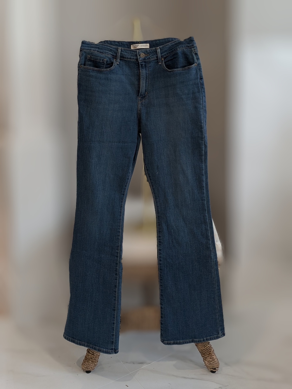 Levi Strauss &Co Mid Rise Bootcut Jeans Size 12